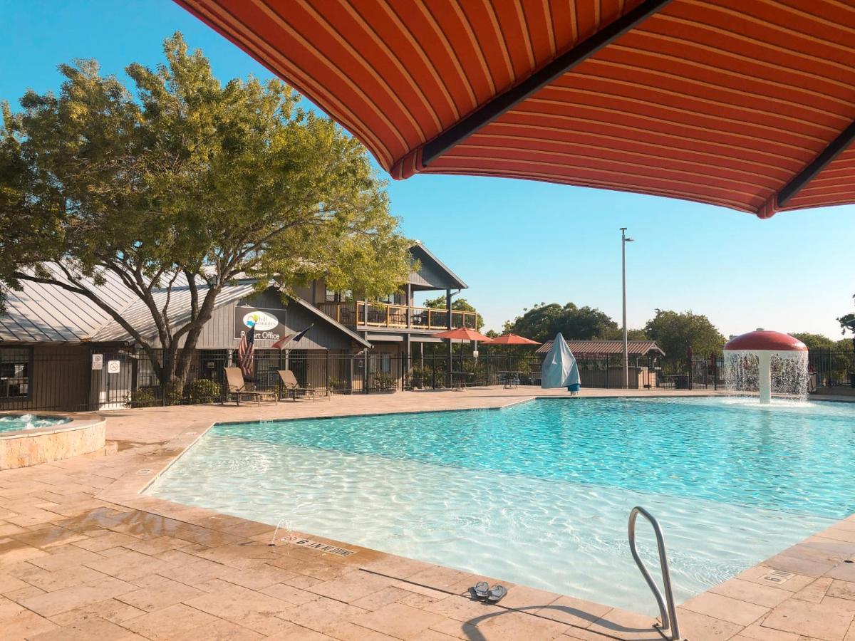 Sun Retreats Texas Hill Country Otel New Braunfels Dış mekan fotoğraf