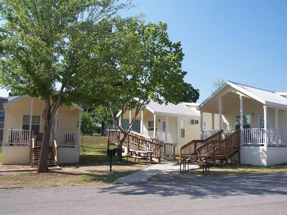 Sun Retreats Texas Hill Country Otel New Braunfels Dış mekan fotoğraf