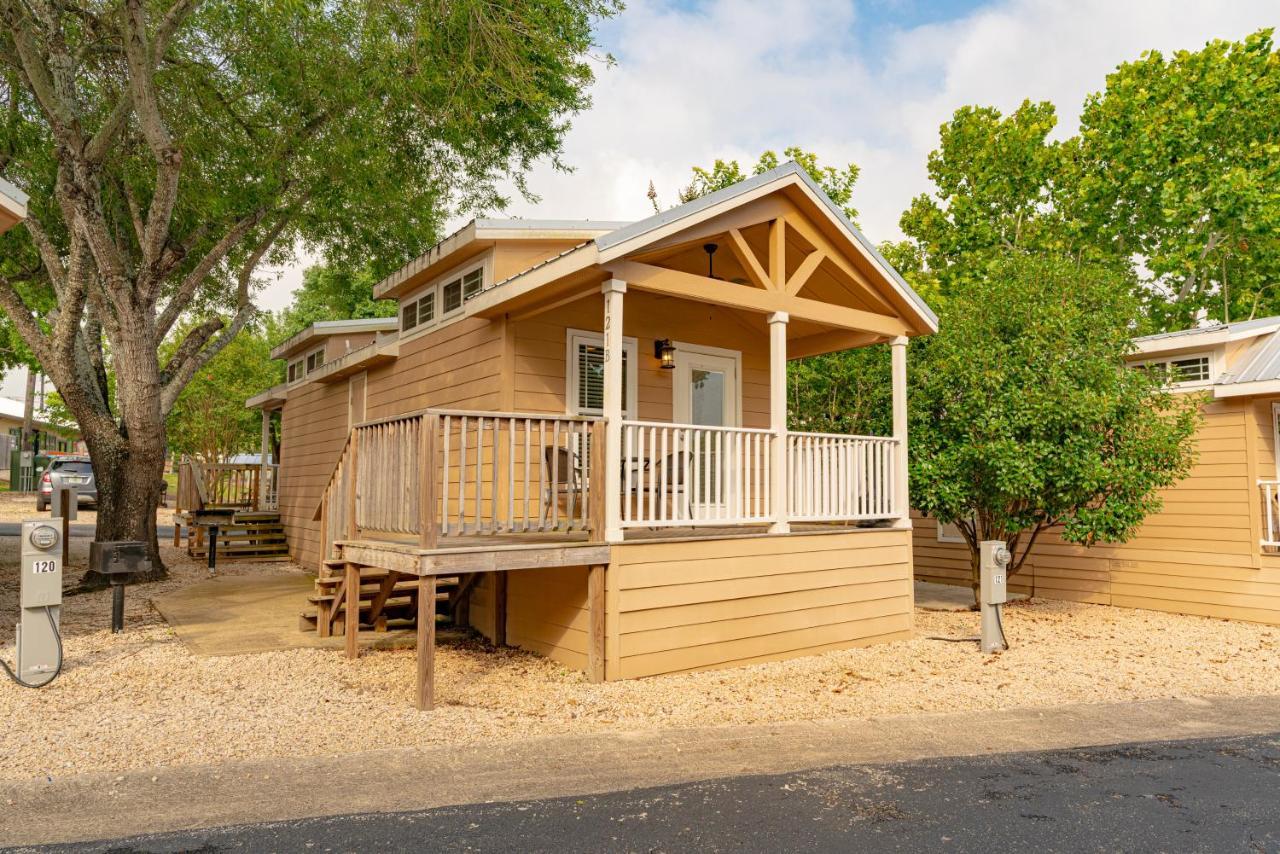 Sun Retreats Texas Hill Country Otel New Braunfels Dış mekan fotoğraf