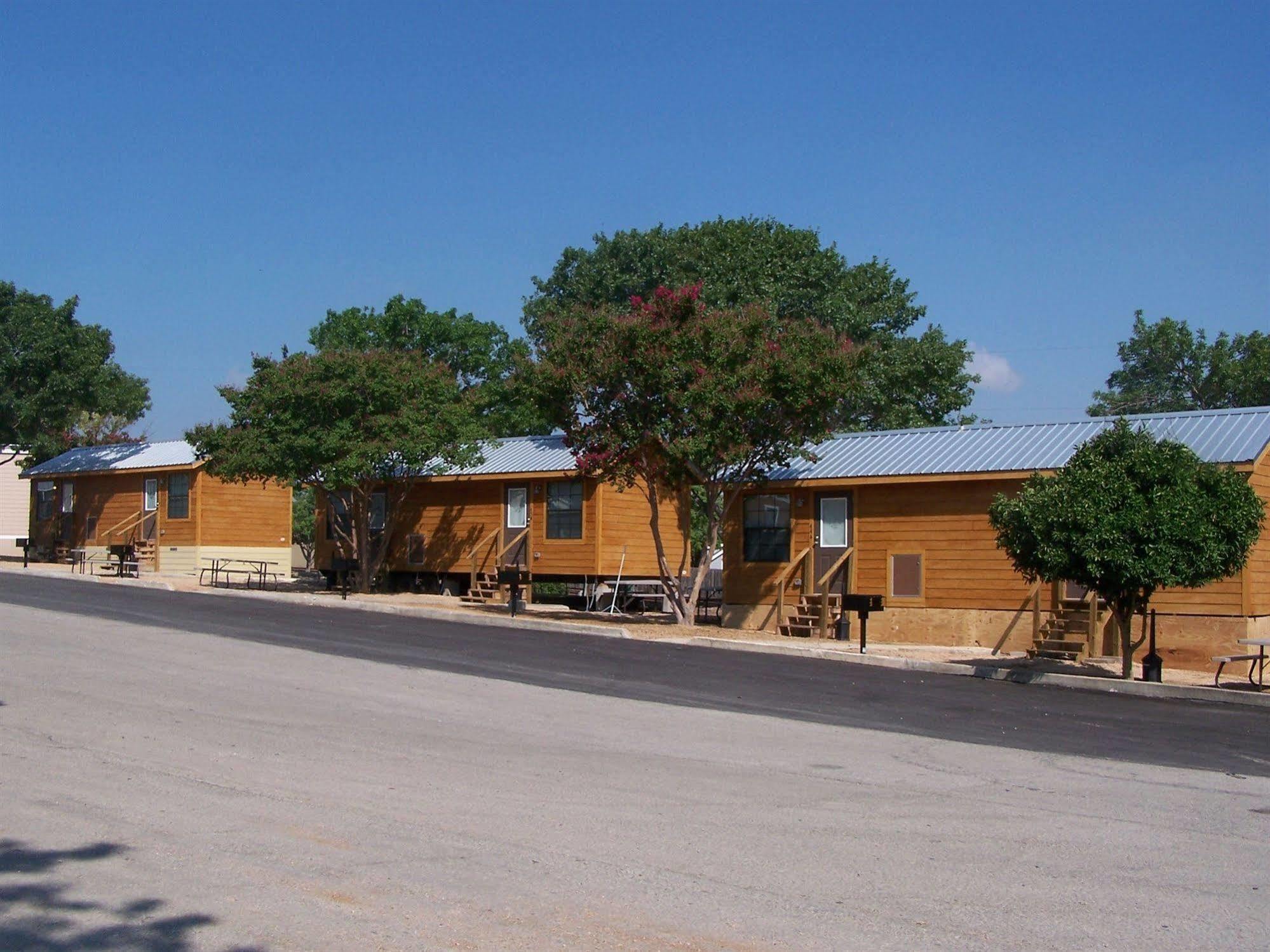Sun Retreats Texas Hill Country Otel New Braunfels Dış mekan fotoğraf
