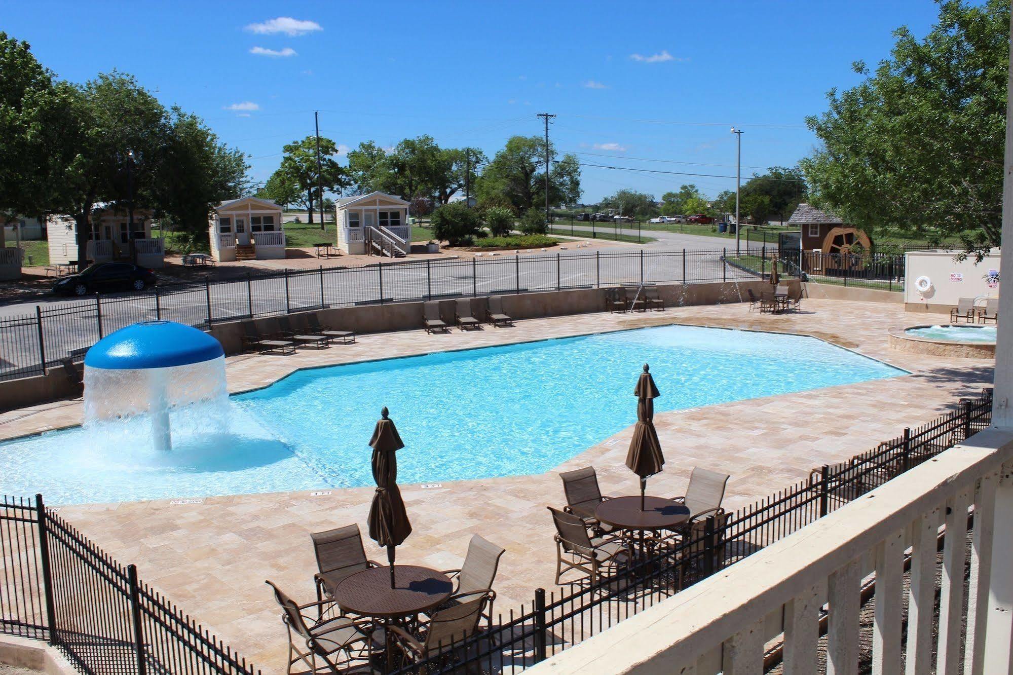 Sun Retreats Texas Hill Country Otel New Braunfels Dış mekan fotoğraf
